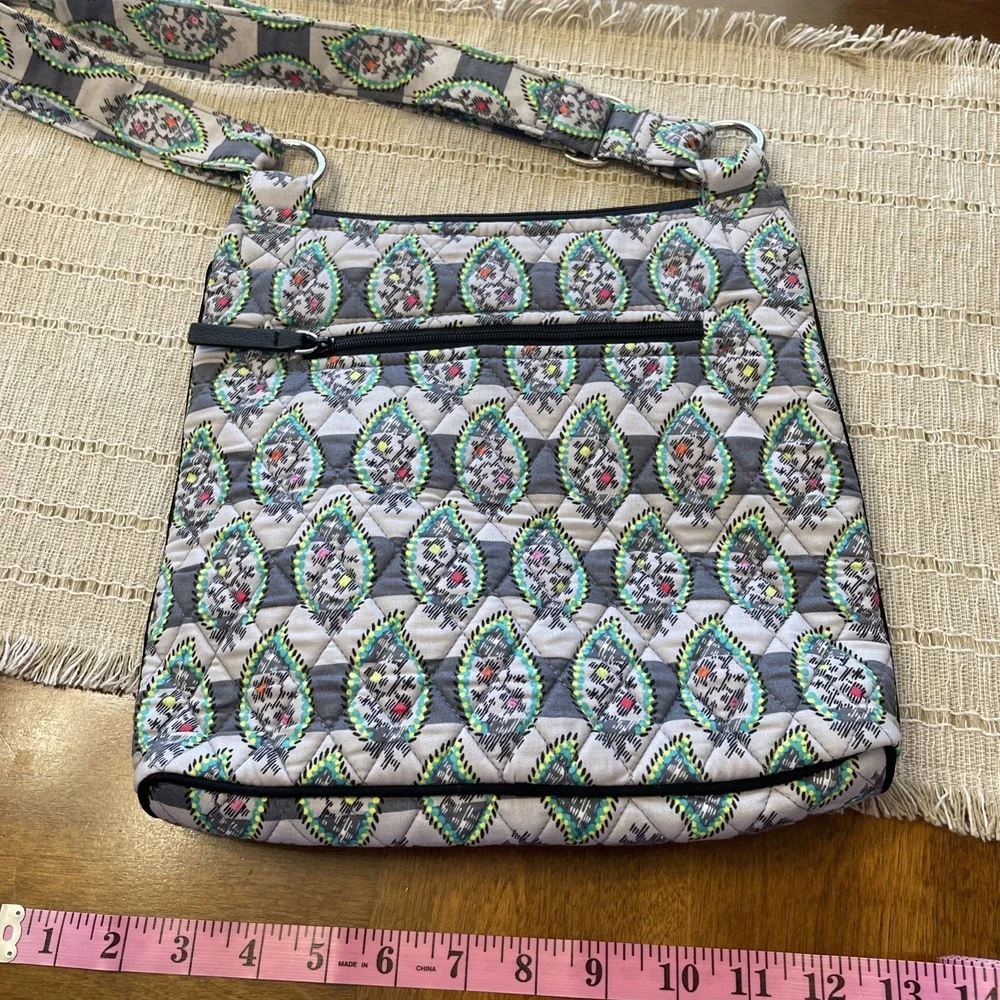 Vera Bradley Crossbody Multi Color Purse /Cross Body Bag With Matching Wallet